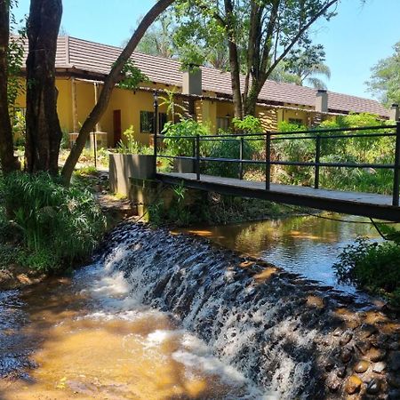 Aan De Vliet Holiday Resort Хейзивю Екстериор снимка
