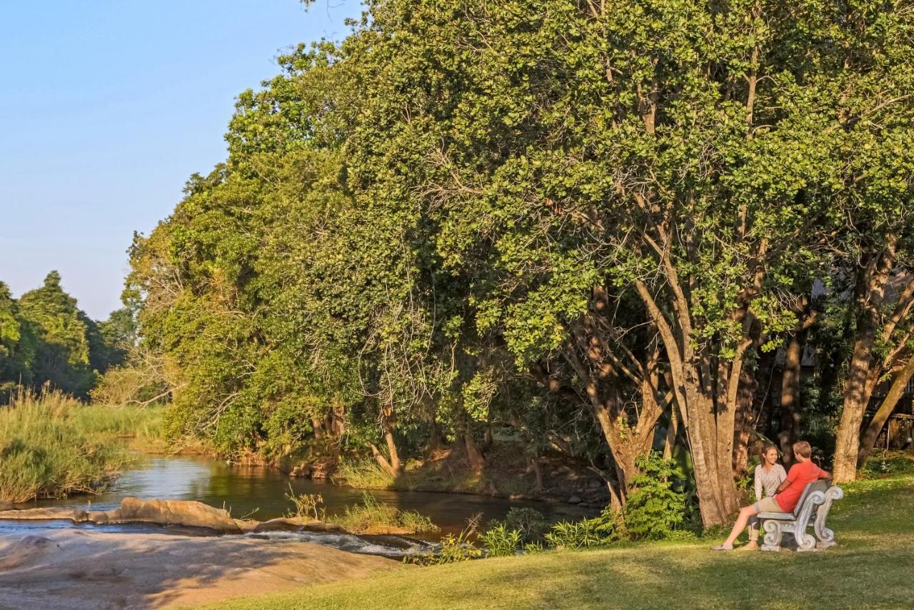 Aan De Vliet Holiday Resort Хейзивю Екстериор снимка