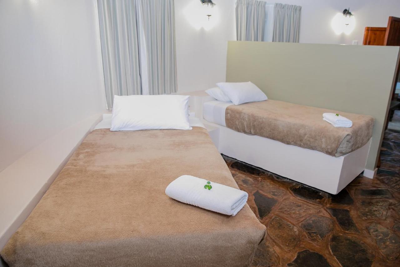 Aan De Vliet Holiday Resort Хейзивю Екстериор снимка