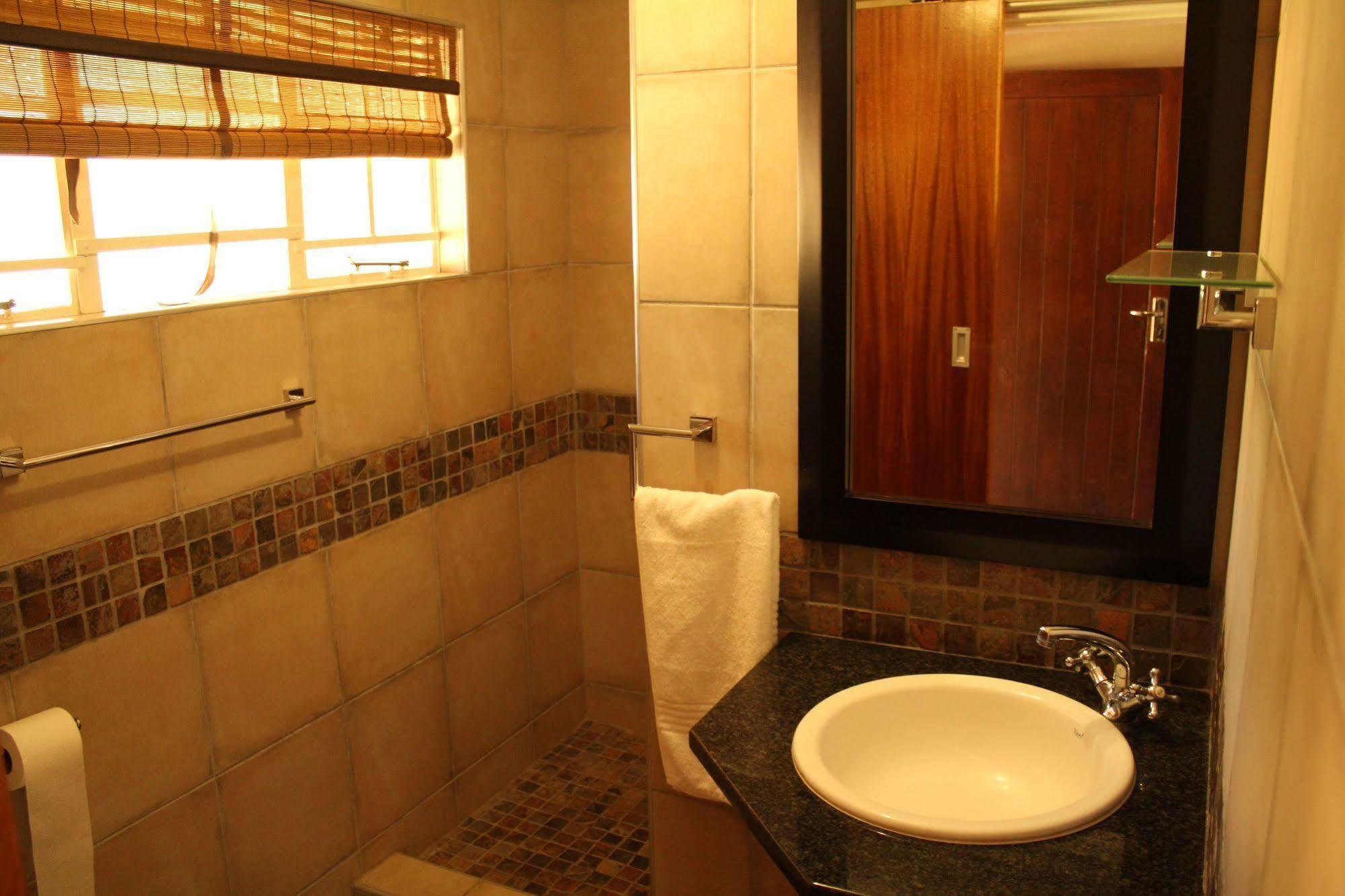 Aan De Vliet Holiday Resort Хейзивю Екстериор снимка